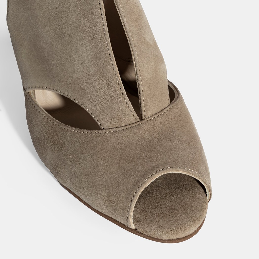 Ursula Bej Kadın Topuklu DesaComfort Süet Sandalet