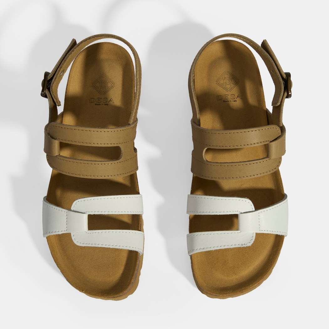 Vizon Kadın Toka Detaylı Nubuk Sandalet