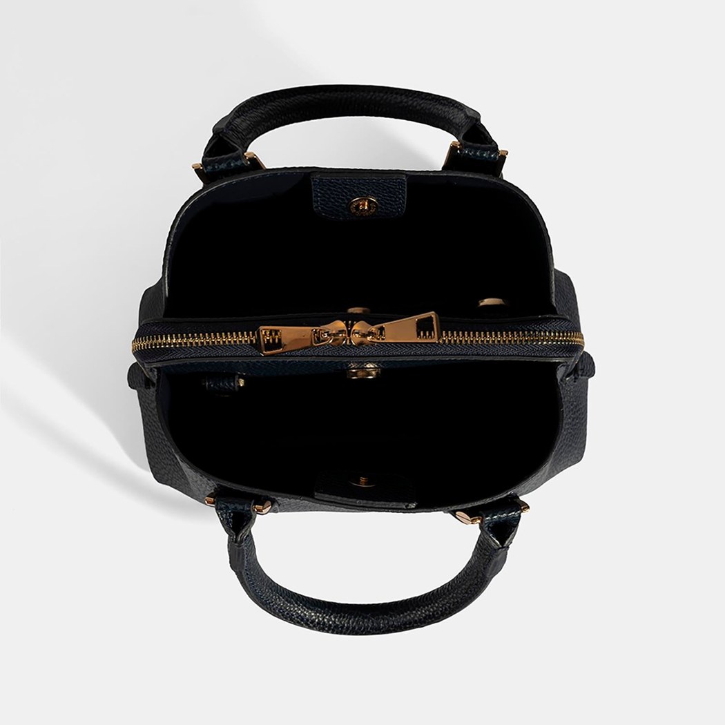 YNK-0005 AW25 KADIN OMUZ ÇANTASI