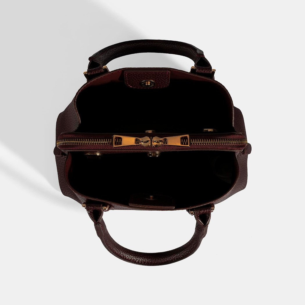 YNK-0005 AW25 KADIN OMUZ ÇANTASI