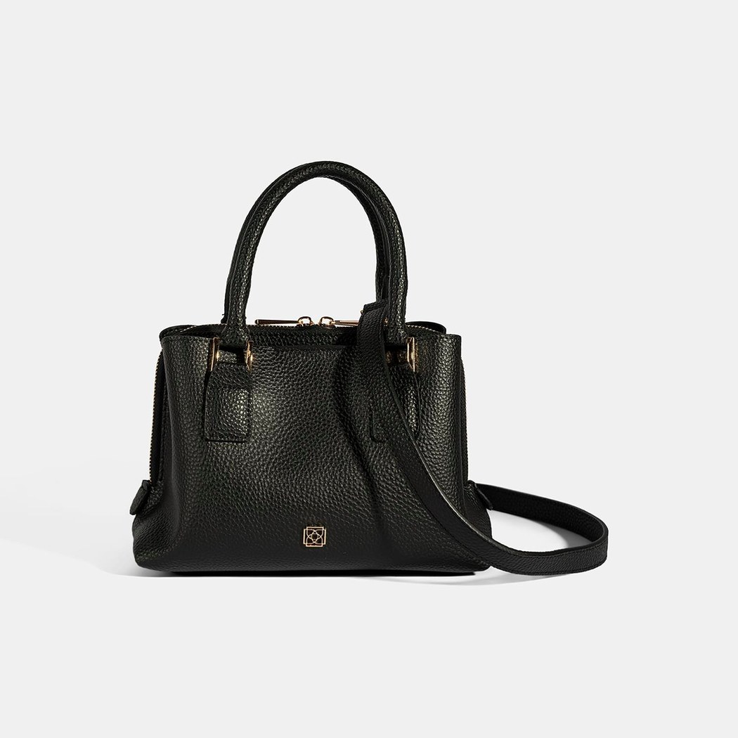 YNK-0005 AW25 KADIN OMUZ ÇANTASI