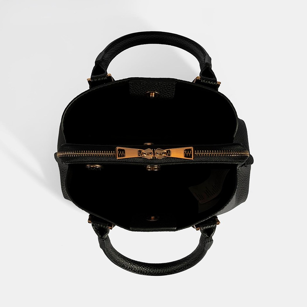 YNK-0005 AW25 KADIN OMUZ ÇANTASI