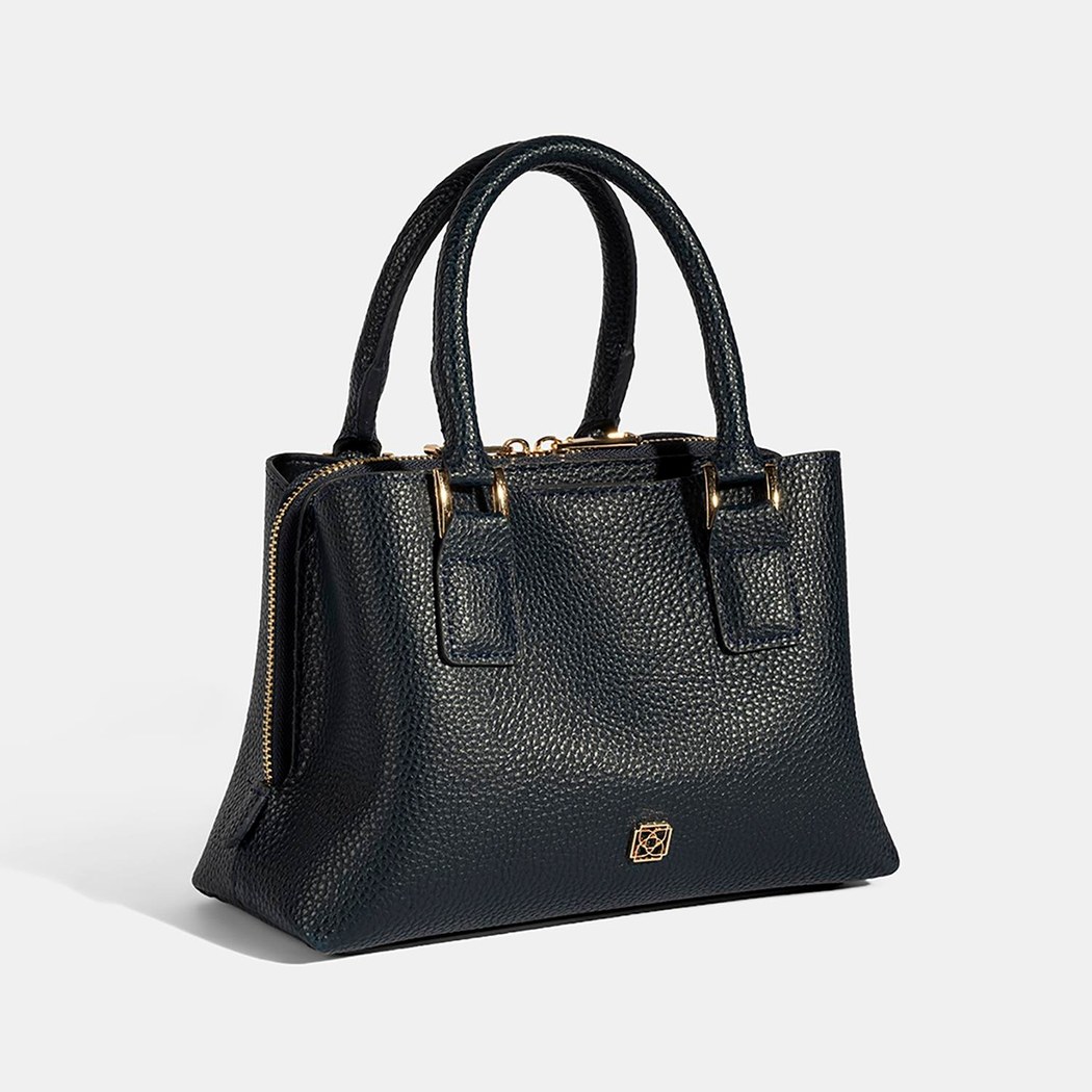 YNK-0005 AW25 KADIN OMUZ ÇANTASI