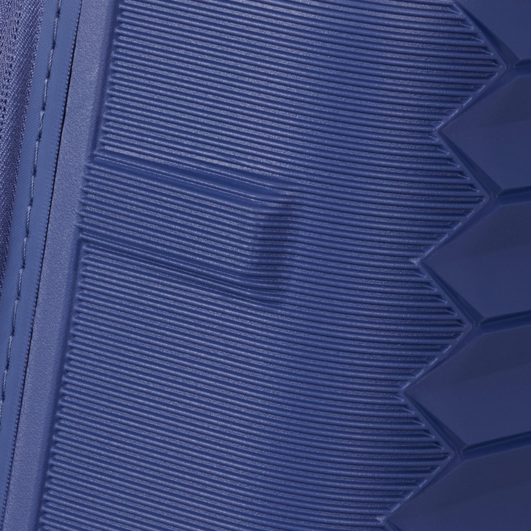 American Touriester FastForward Spinner 68/25 Orta Boy Valiz