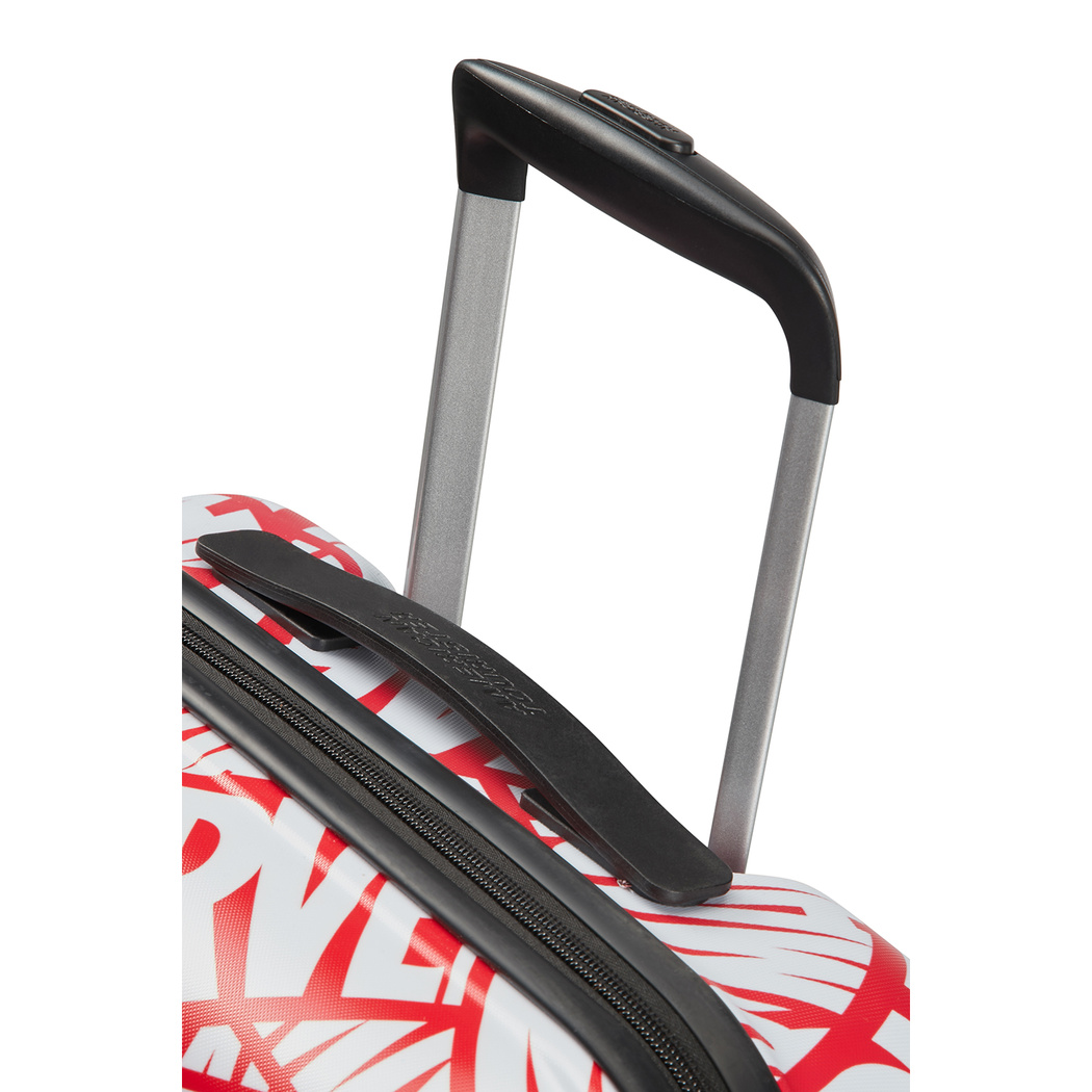 American Tourister Captain America Close-Up - Kabin Boy 55 cm Sert Valiz