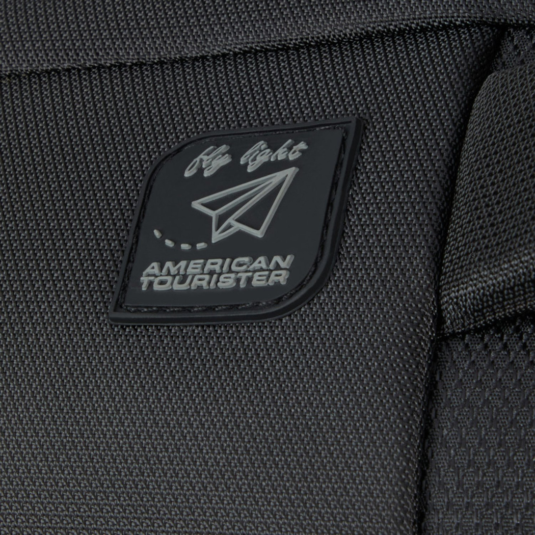 American Tourister Summerride Kabin Boy Valiz