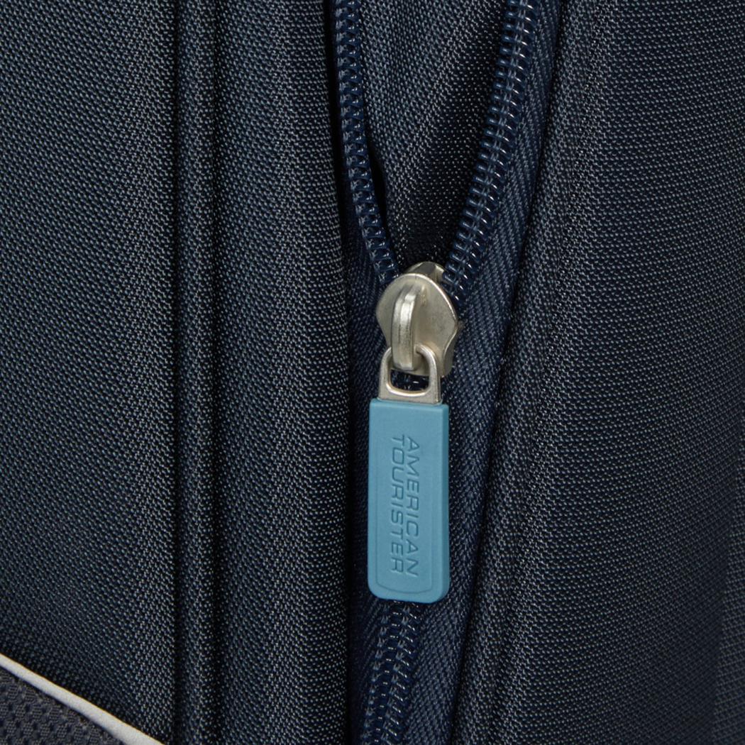 American Tourister Summerride Kabin Boy Valiz