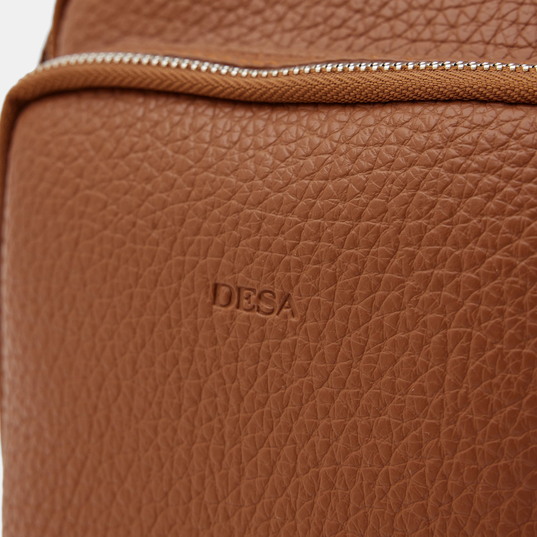 AYC-006 SS26 ERKEK POSTACI ÇANTASI