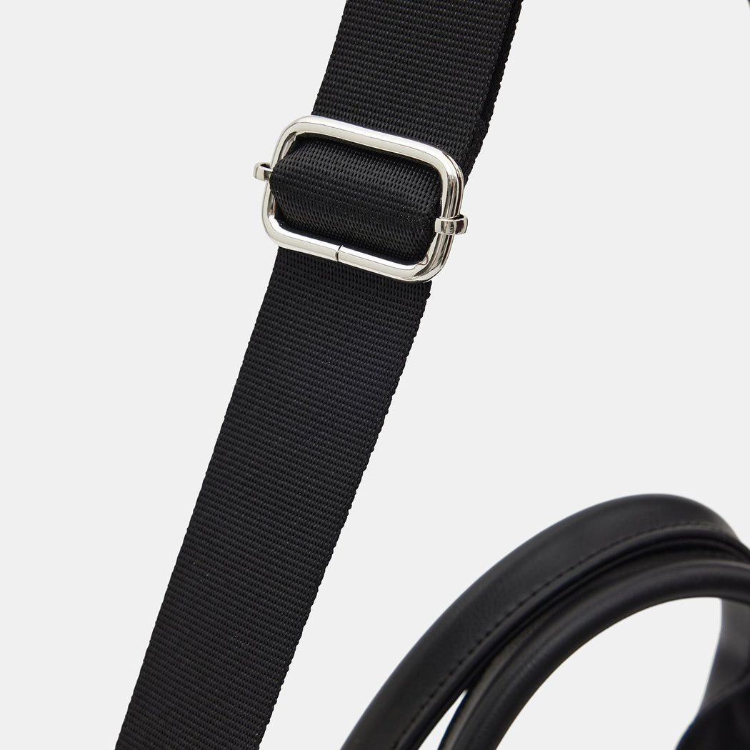 AYC-009 SS26 ERKEK EVRAK ÇANTASI