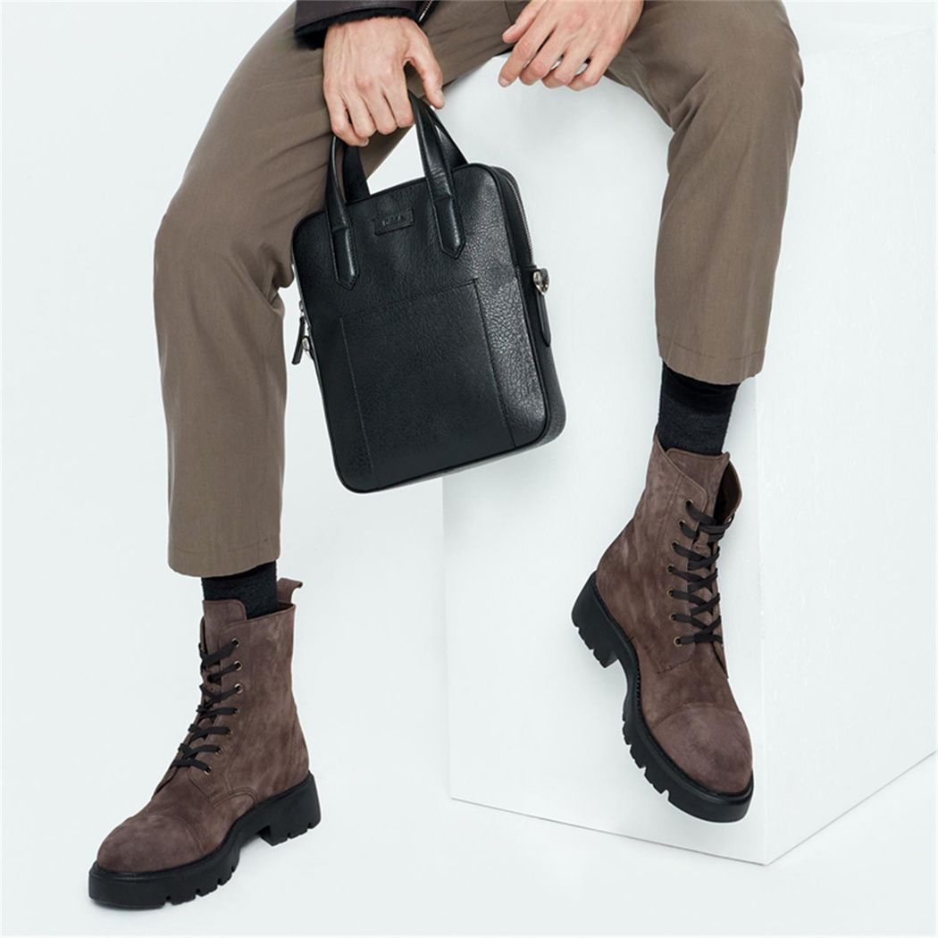 Berdy Siyah Erkek Deri Postacı Çantası