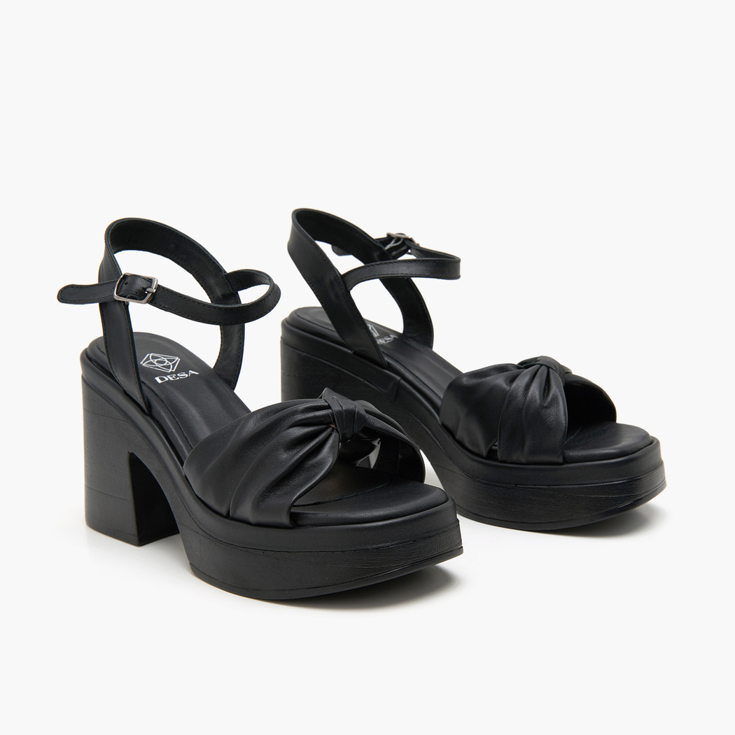 Bette Siyah Kadın Deri Sandalet