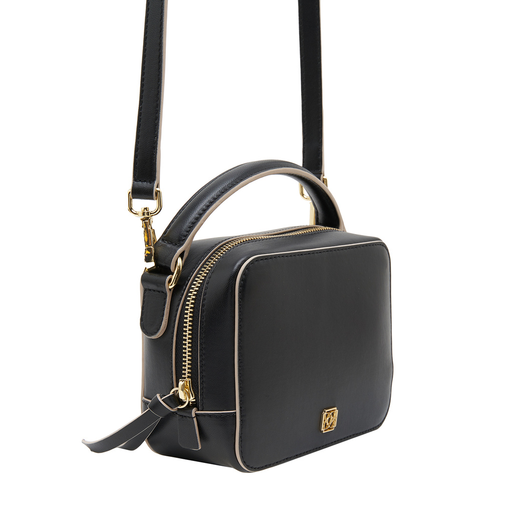 Brian Kadın Deri Omuz Askılı Çanta