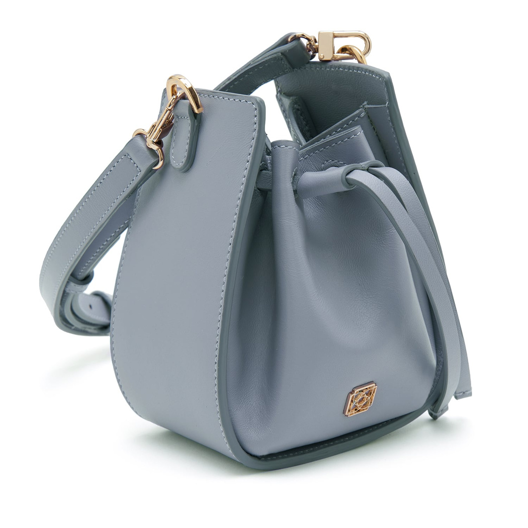 Camellia Kadın Deri Omuz Askılı Çanta