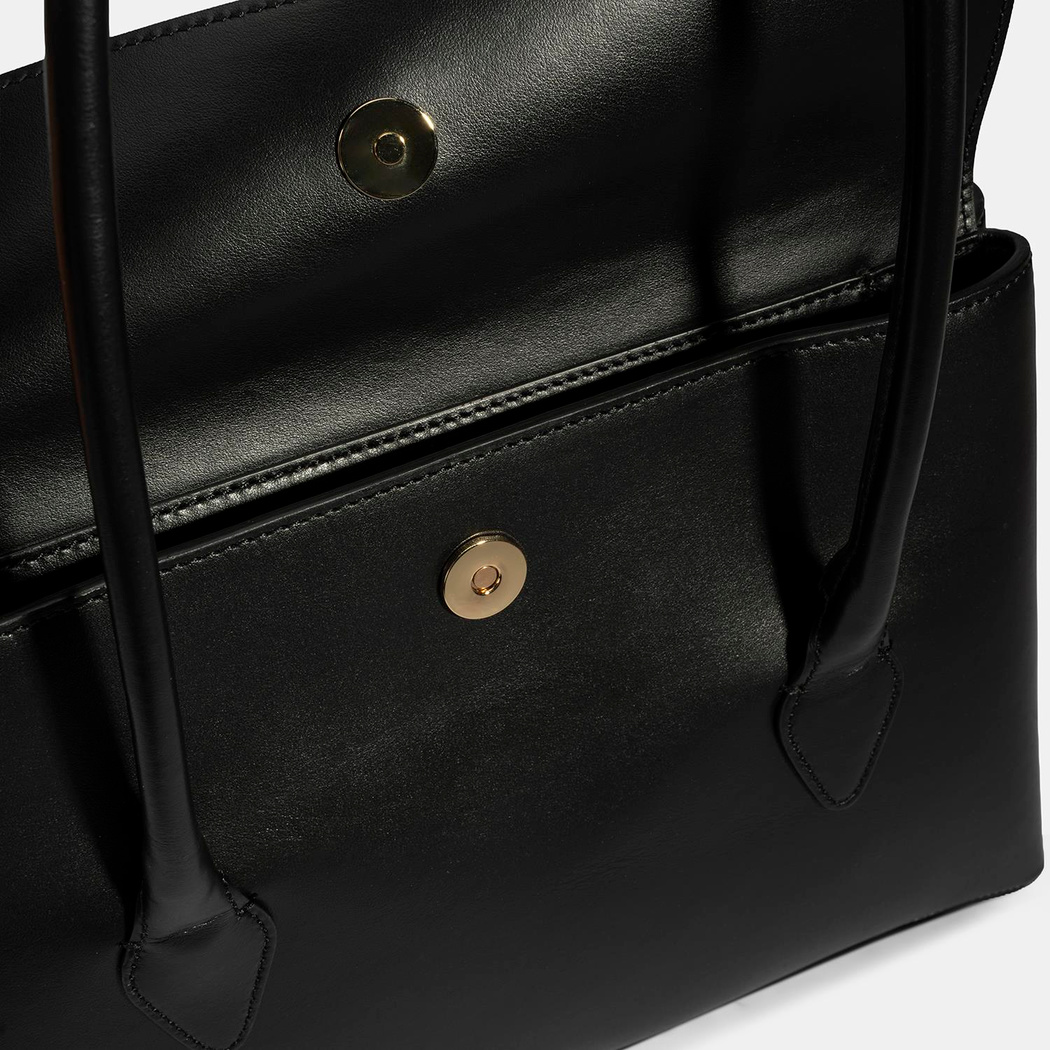 DE-12988 AW25 KADIN OMUZ ÇANTASI