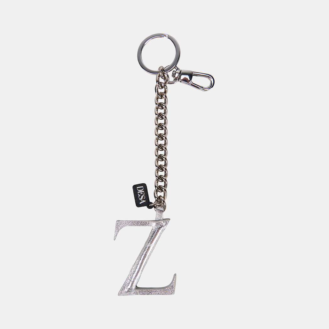DP-4852 SS26 KADIN Z HARFİ ANAHTARLIK