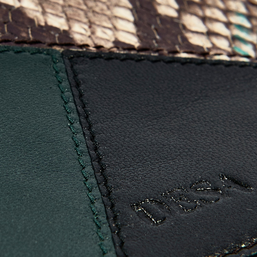 Eleena Kadın Piton Baskılı Deri Kartlık