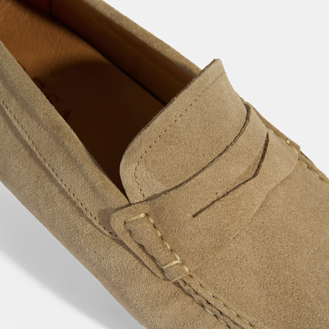 Erkek Bej Slip-On Süet Loafer