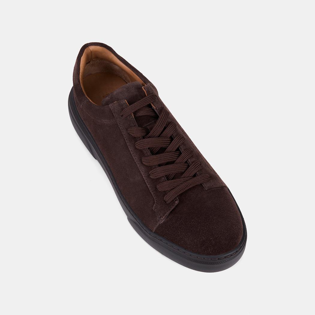 Erkek Koyu Kahve Bağcıklı Kalın Beyaz Tabanlı Süet Sneaker