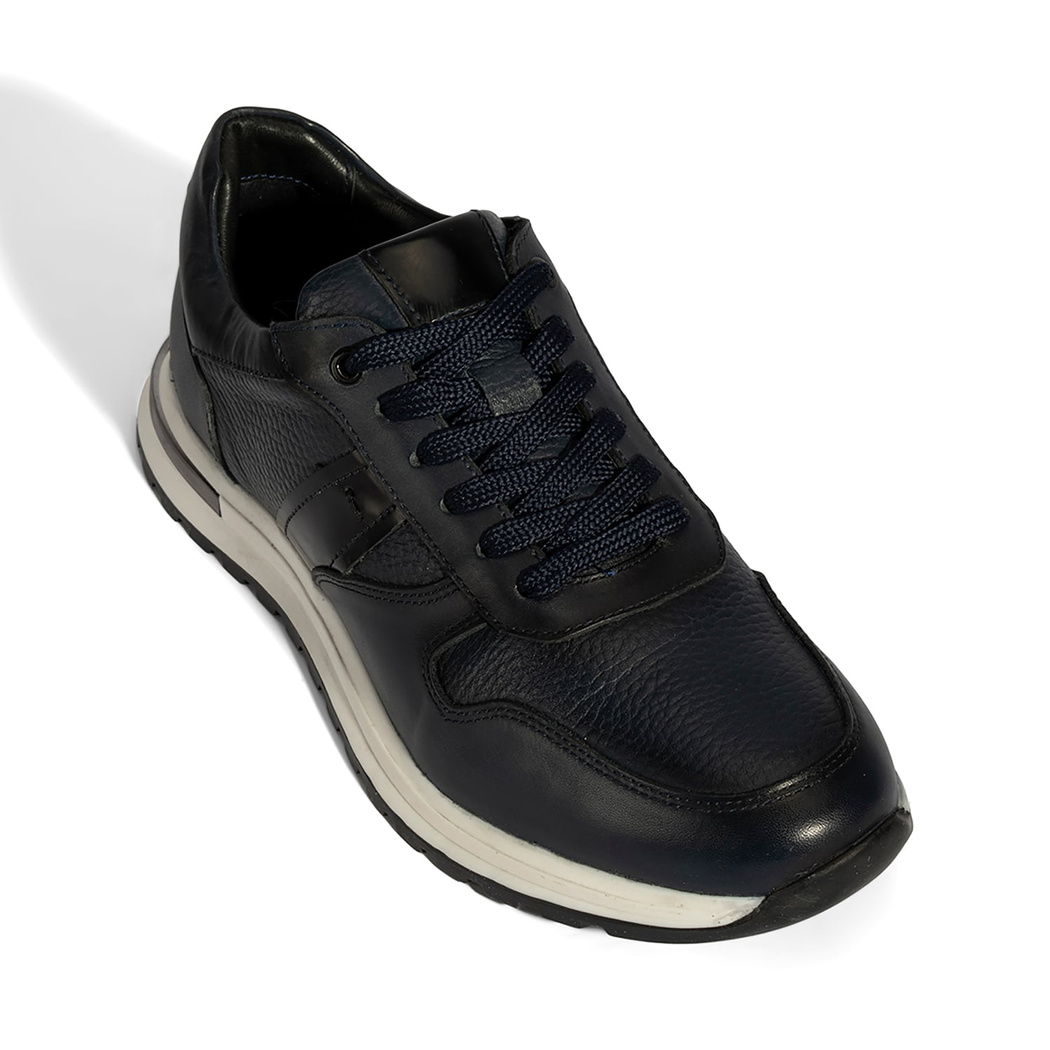 Erkek Lacivert Bağcıklı Deri Sneaker