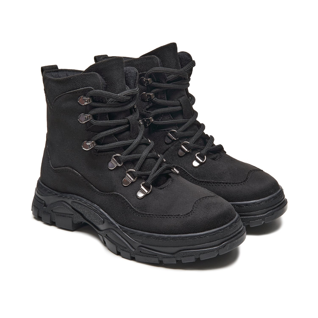 Esta Siyah Kadın Süet Bot 