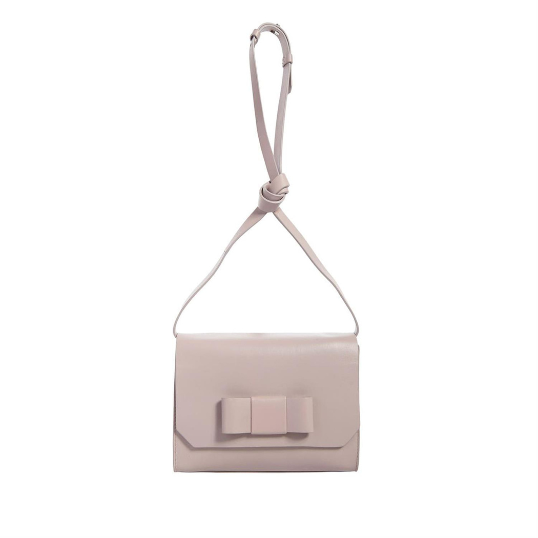 Fiyonklu Deri Çanta