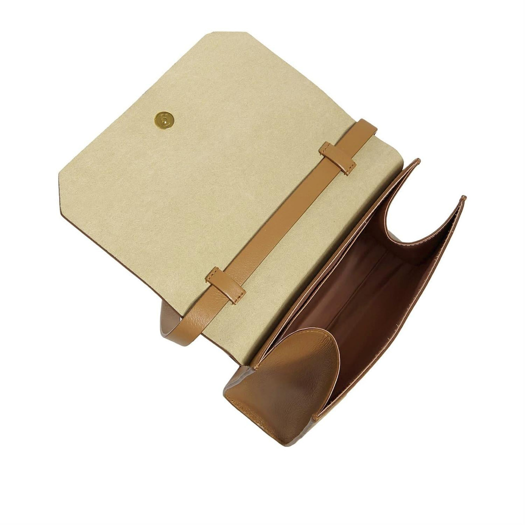 Fiyonklu Deri Çanta