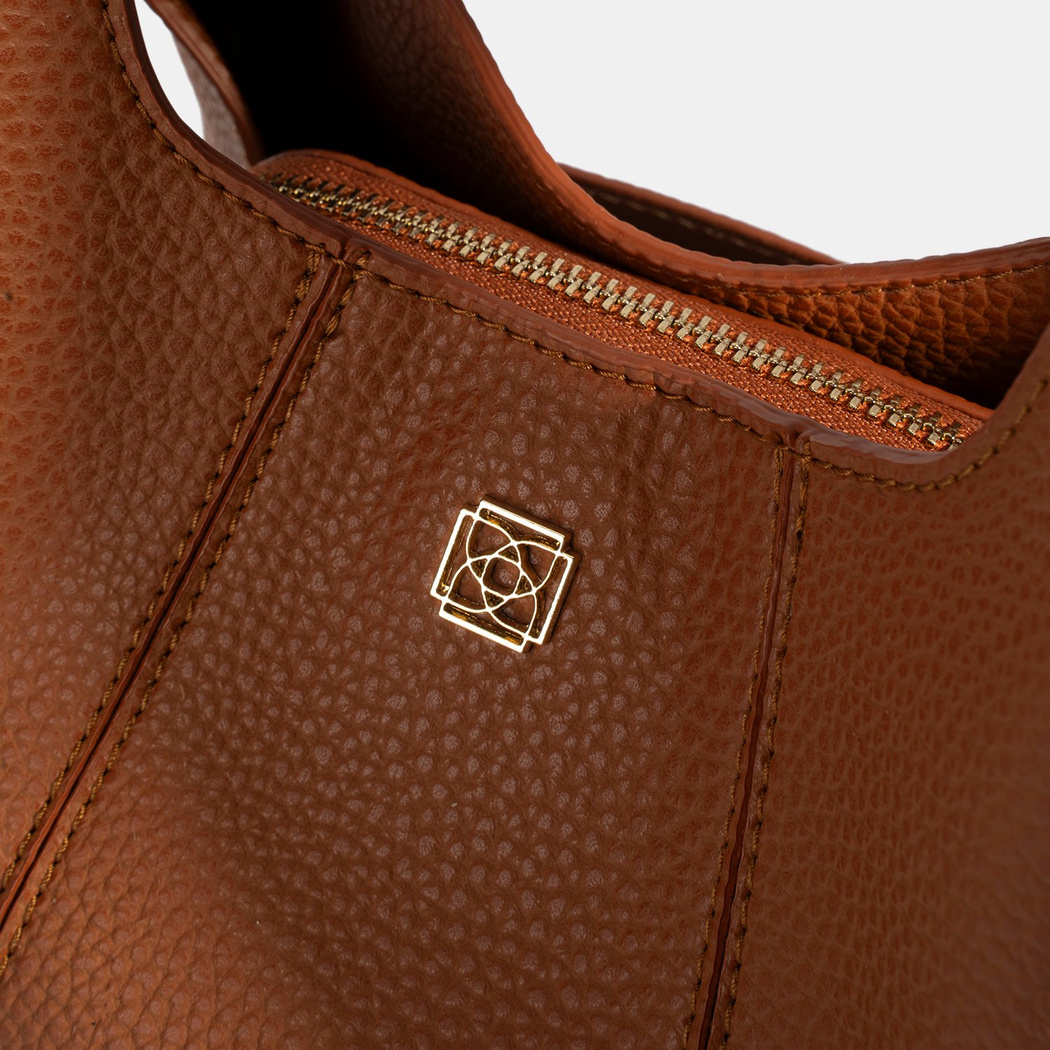 HRN-4143 AW25 KADIN EL ÇANTASI