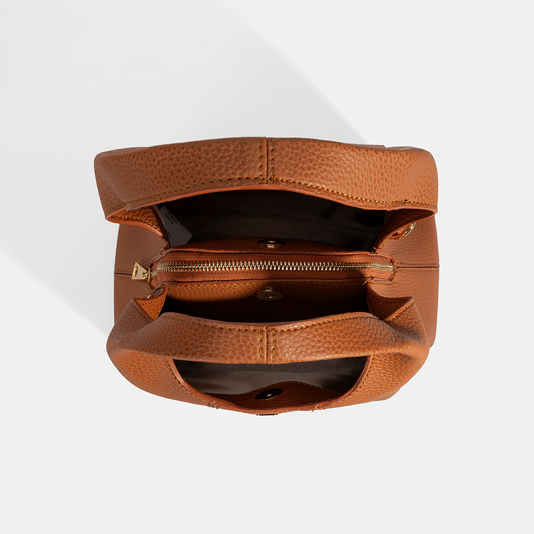 HRN-4143 AW25 KADIN EL ÇANTASI