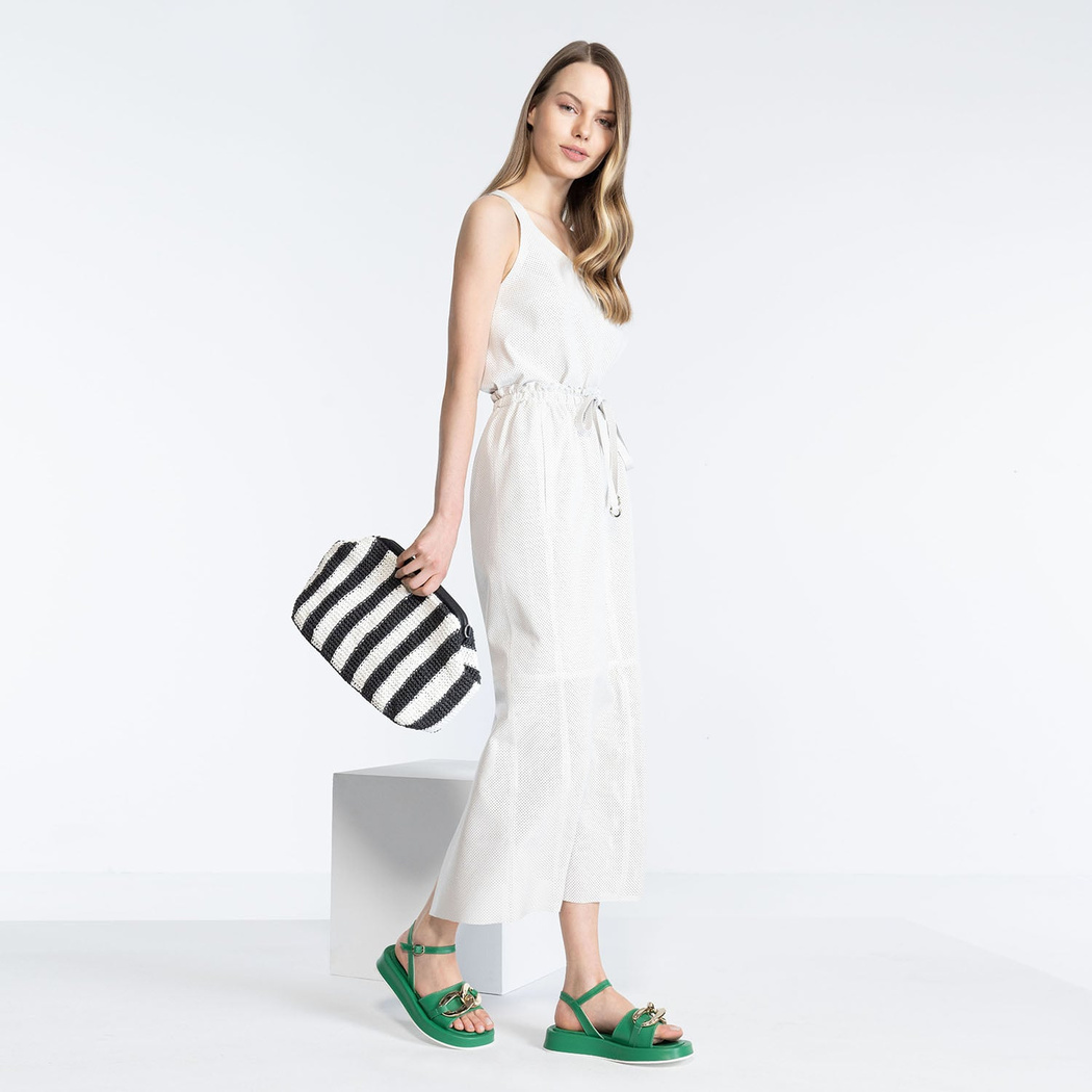 Itala Beyaz Kadın Yuvarlak Yakalı Perforeli Deri Bluz