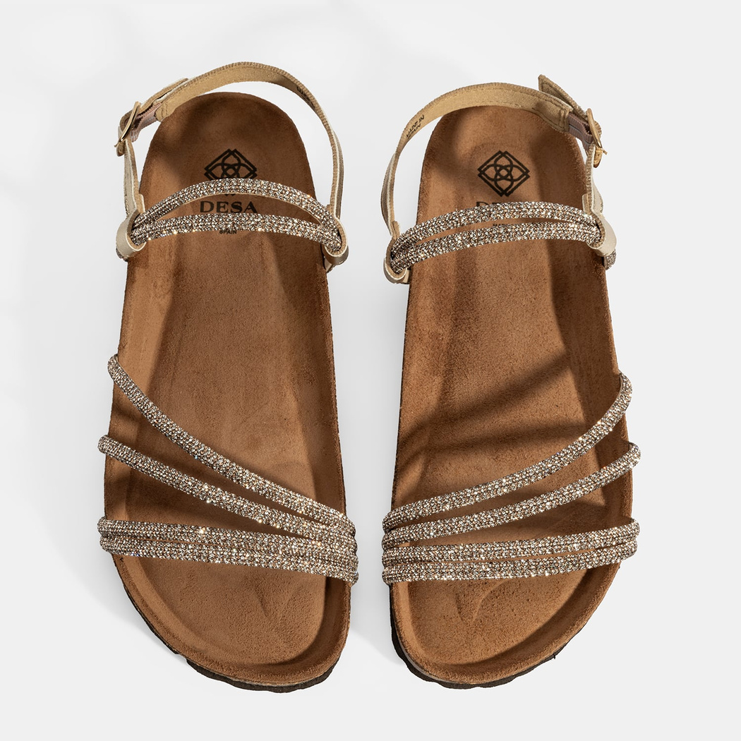 Kadın Altın Ayarlanabilir Tokalı Taş Detaylı Sandalet