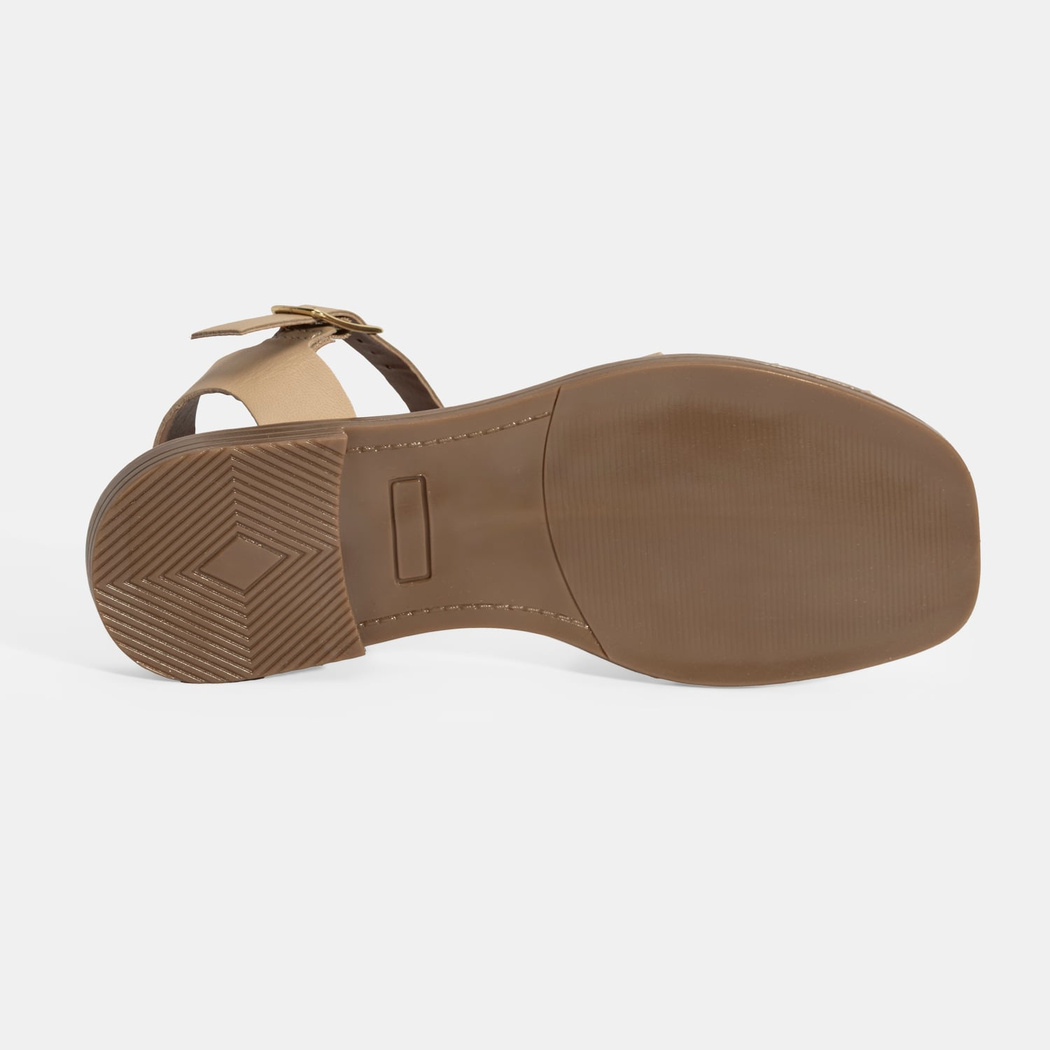 Kadın Bej Ayarlanabilir Tokalı Deri Sandalet