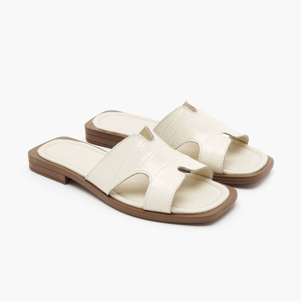 Kadın Bej Kroko Baskılı Deri Terlik