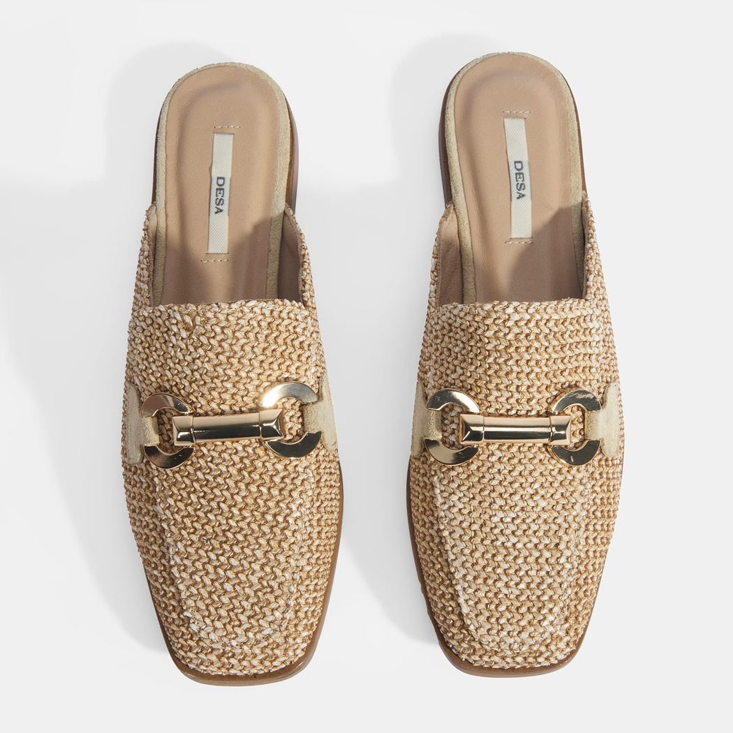 Kadın Bej Metal Aksesuarlı Hasır Terlik