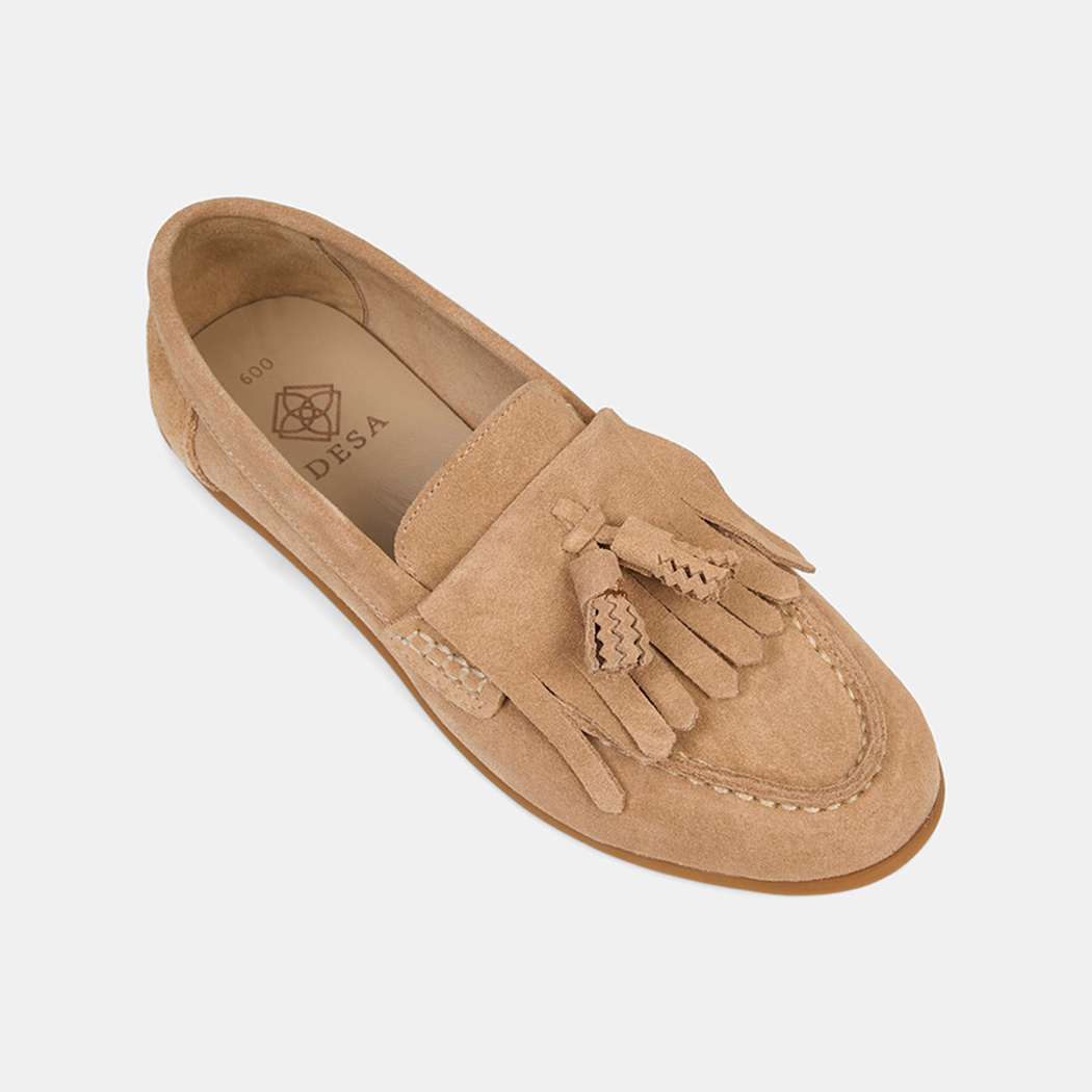 Kadın Bej Püsküllü Dikiş Detaylı Süet Loafer