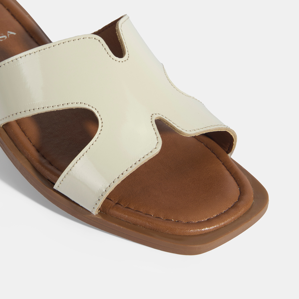 Kadın Bej Rugan Terlik