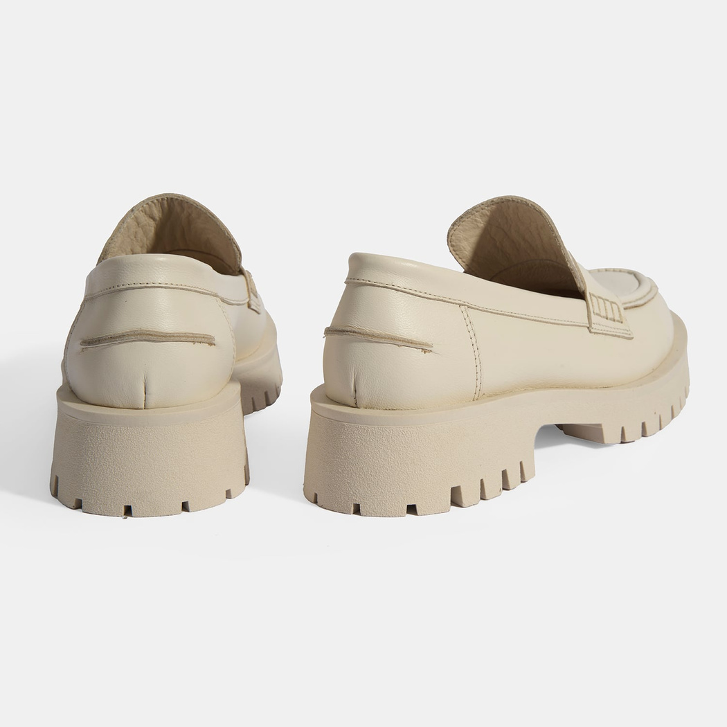 Kadın Bej Slip-On Deri Loafer