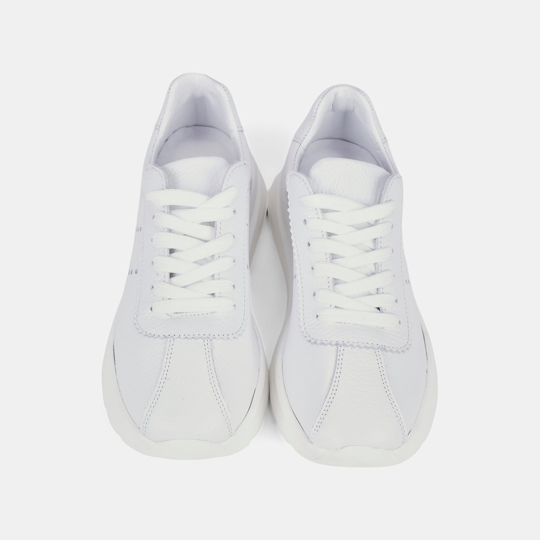 Kadın Beyaz Bağcıklı Kalın Tabanlı Deri Sneaker