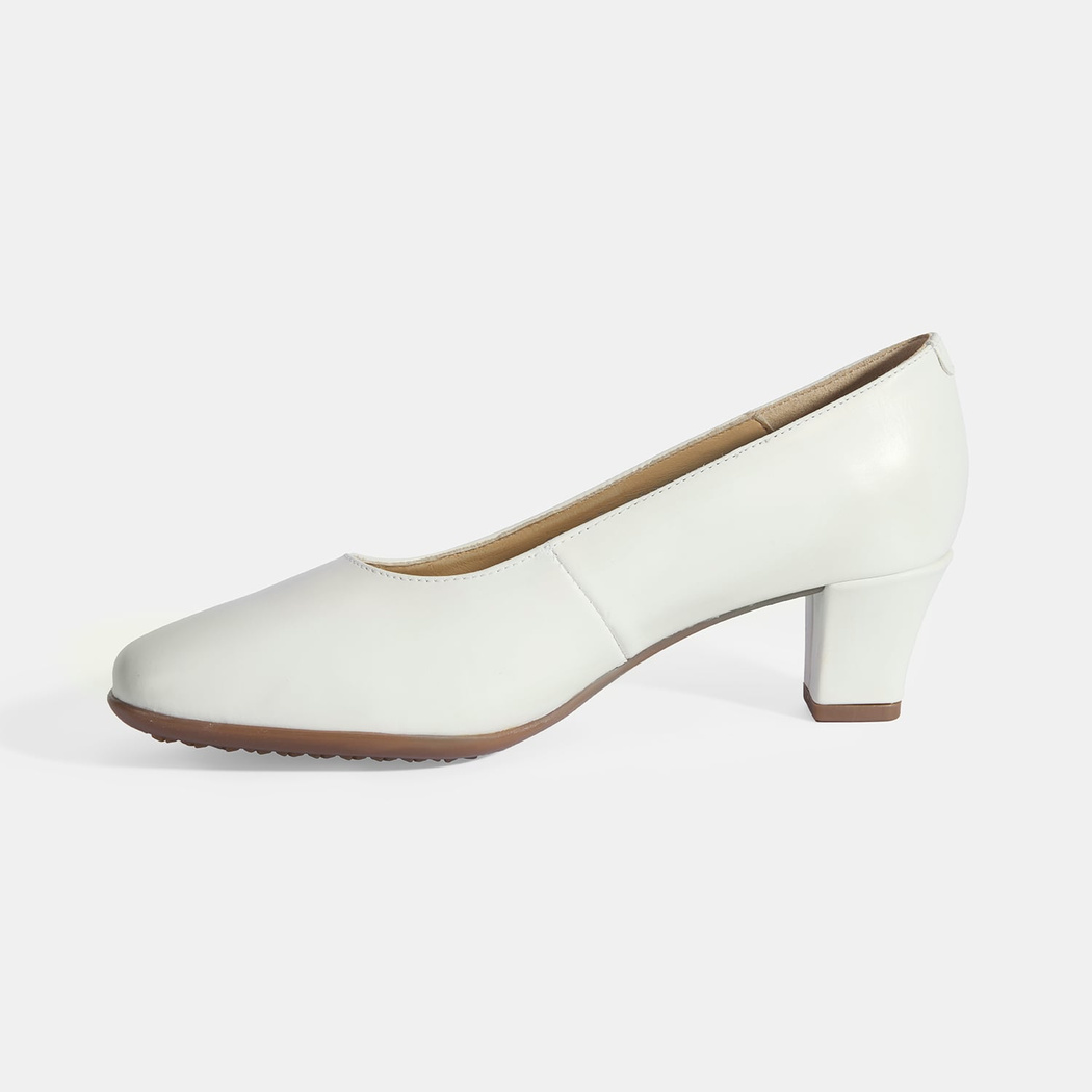 Kadın Beyaz DesaComfort Deri Klasik Topuklu Ayakkabı