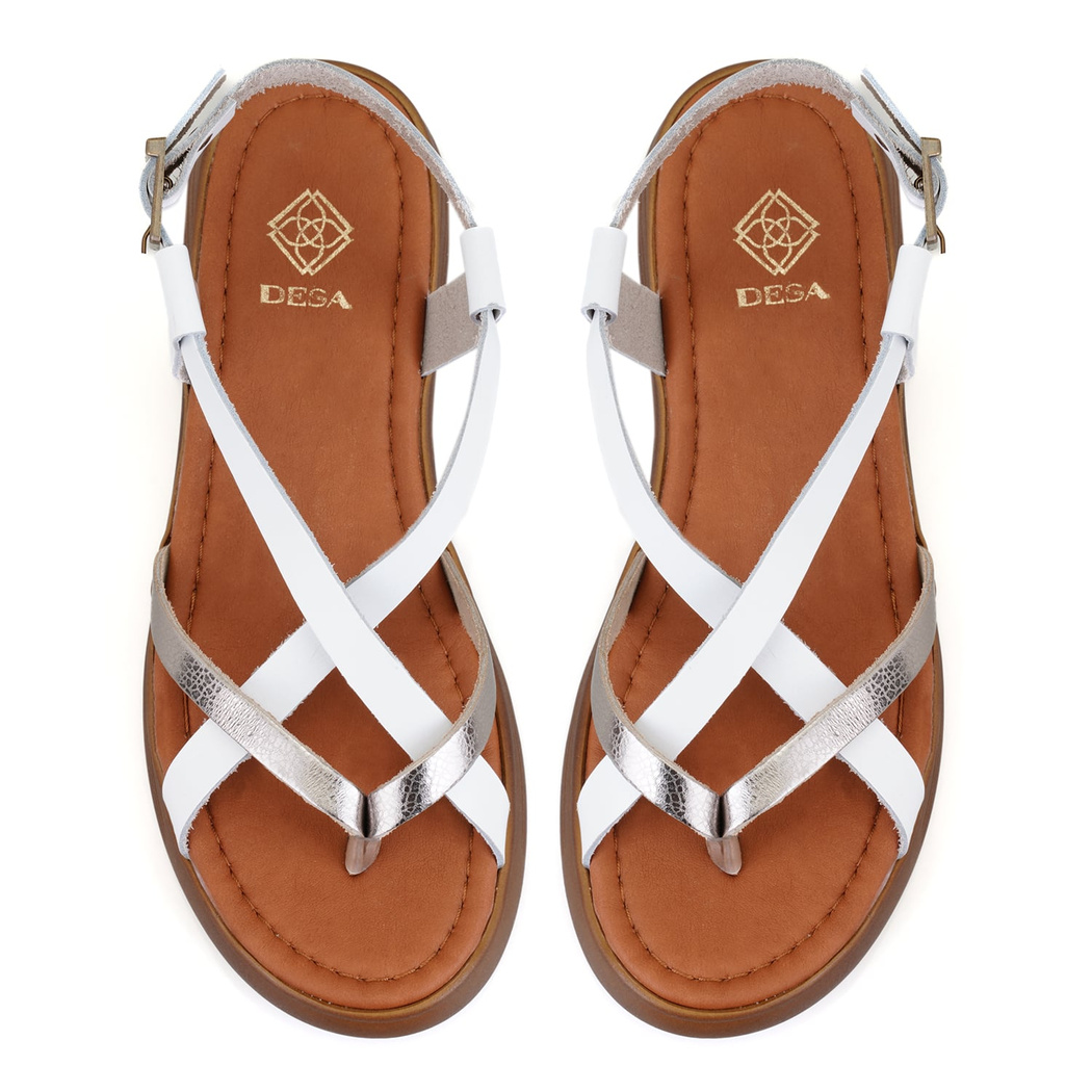 Kadın Beyaz Dolgu Tabanlı Deri Sandalet