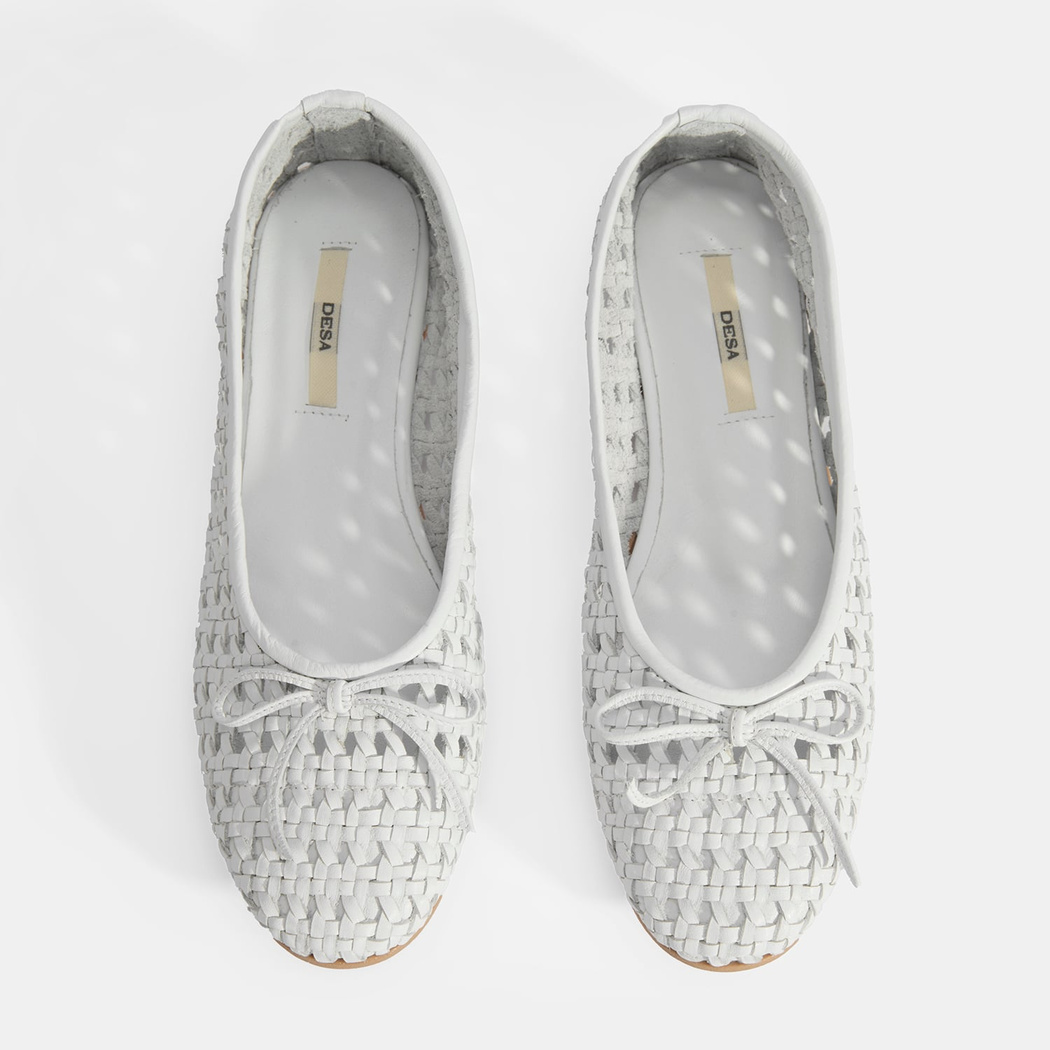 Kadın Beyaz Fiyonk Detaylı Örgü Babet