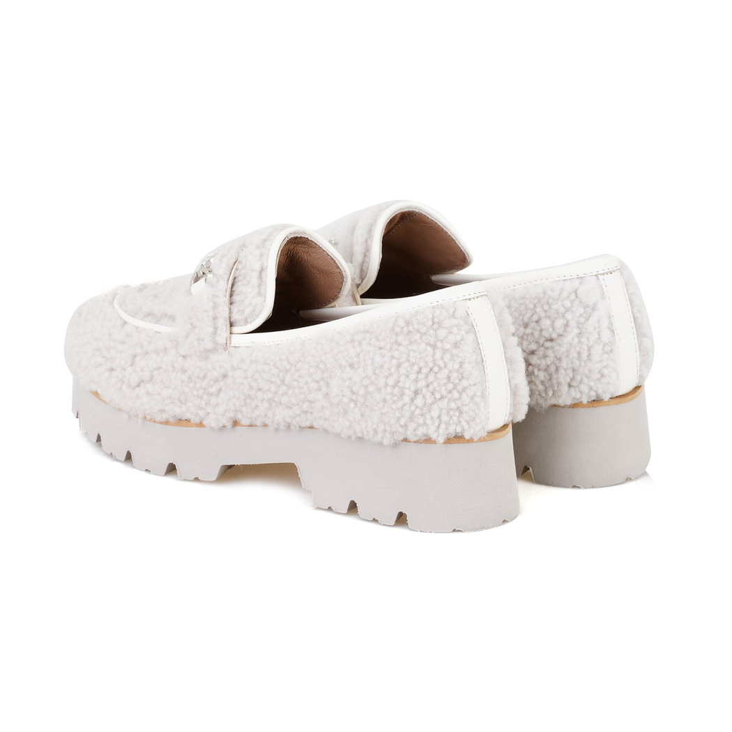 Kadın Beyaz Kürk Detaylı Günlük Ayakkabı