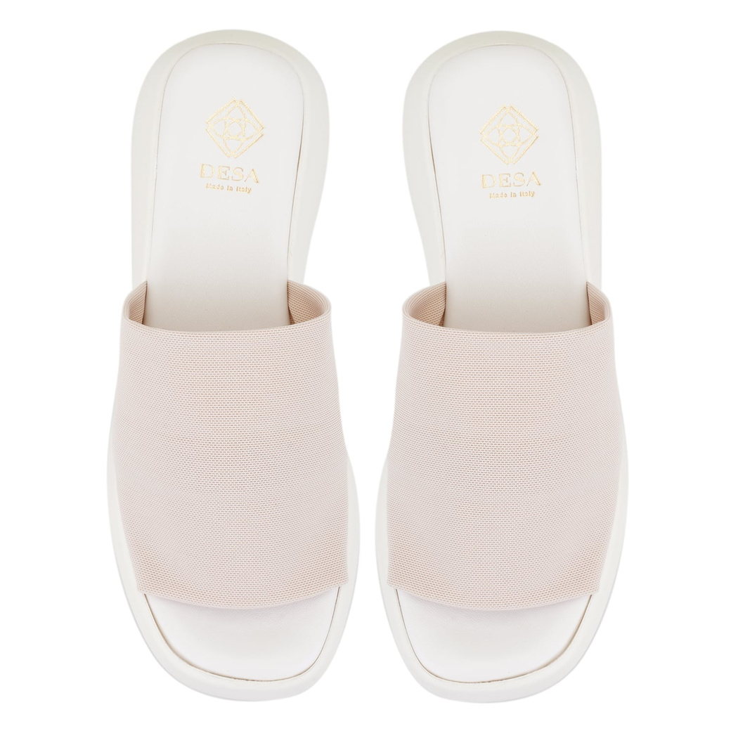 Kadın Beyaz Platform Tabanlı Terlik