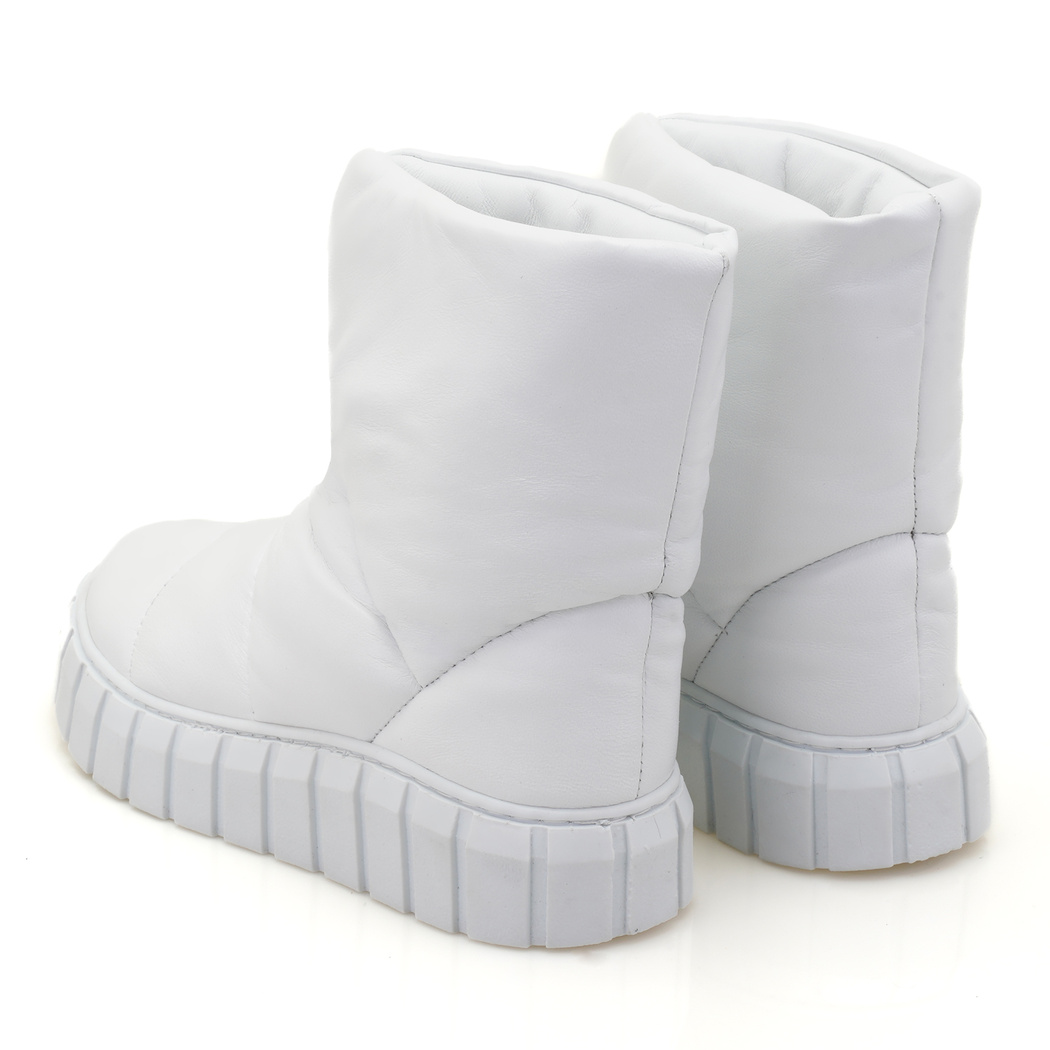 Kadın Beyaz Puffer Deri Detaylı Bot
