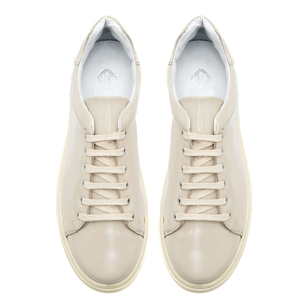 Kadın Beyaz Rugan Deri Spor Ayakkabı