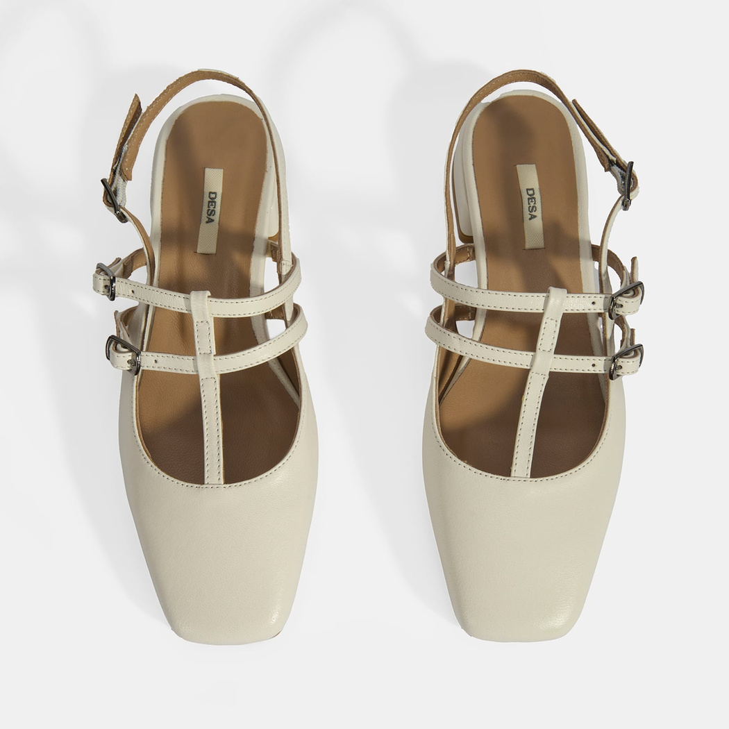 Kadın Beyaz Tokalı Deri Günlük Ayakkabı