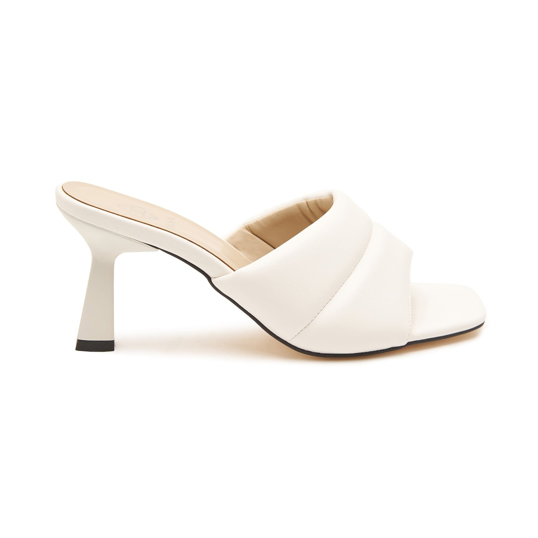 Kadın Beyaz Topuklu Terlik