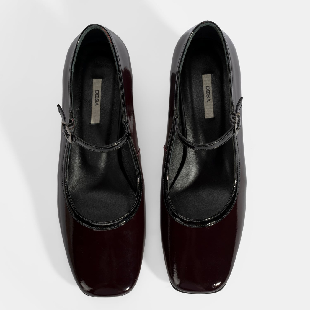 Kadın Bordo Ayarlanabilir Tokalı Kalın Topuklu Klasik Ayakkabı