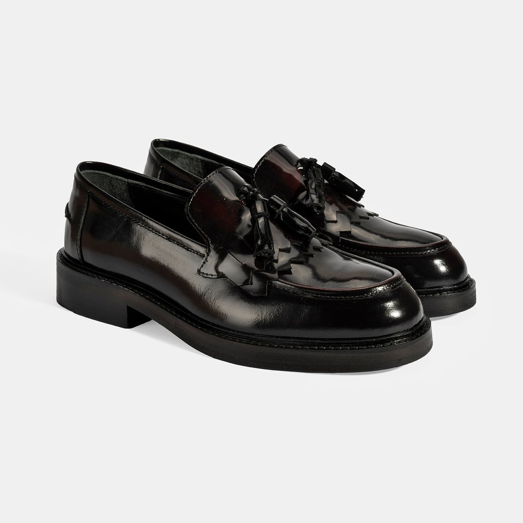 Kadın Bordo Püskül Detaylı Deri Loafer