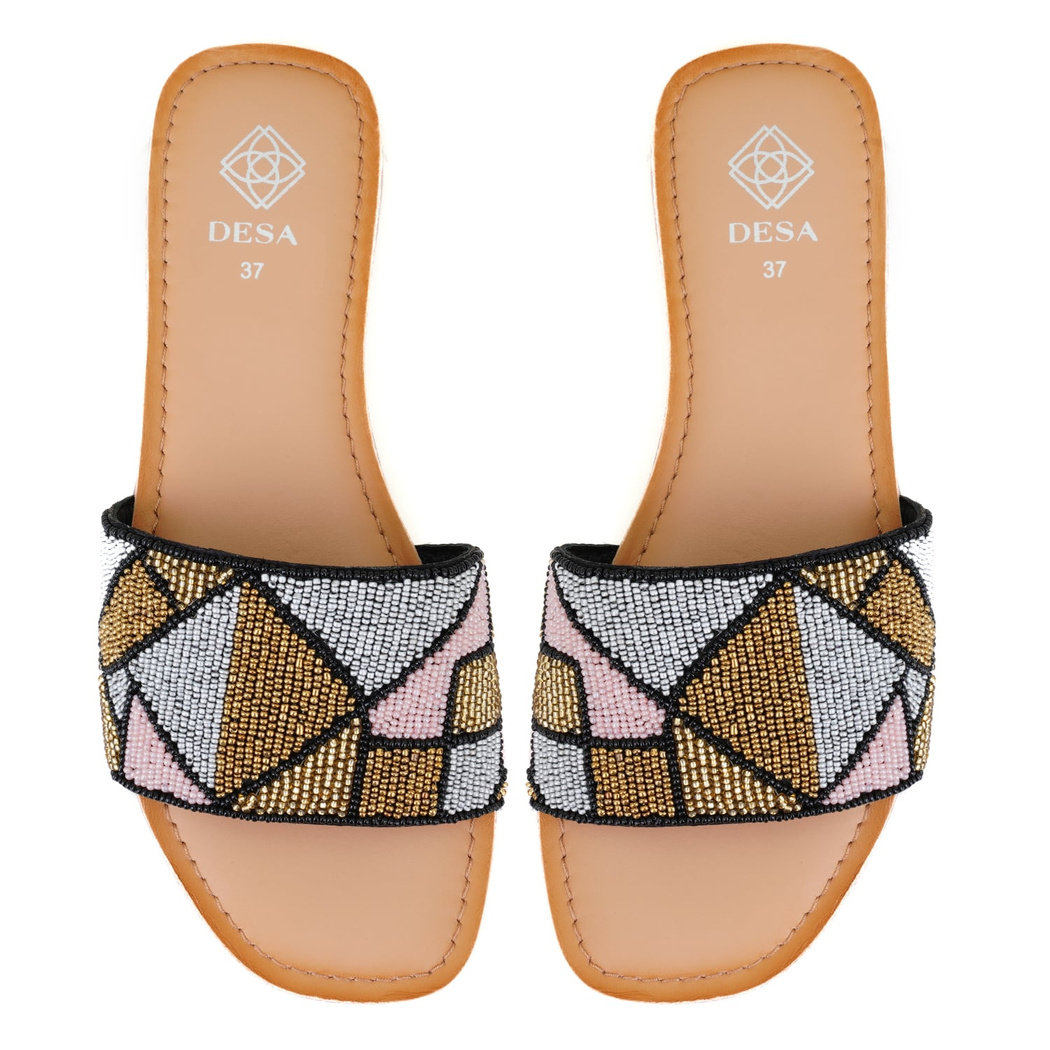 Kadın Çok Renkli Boncuk İşlemeli Terlik