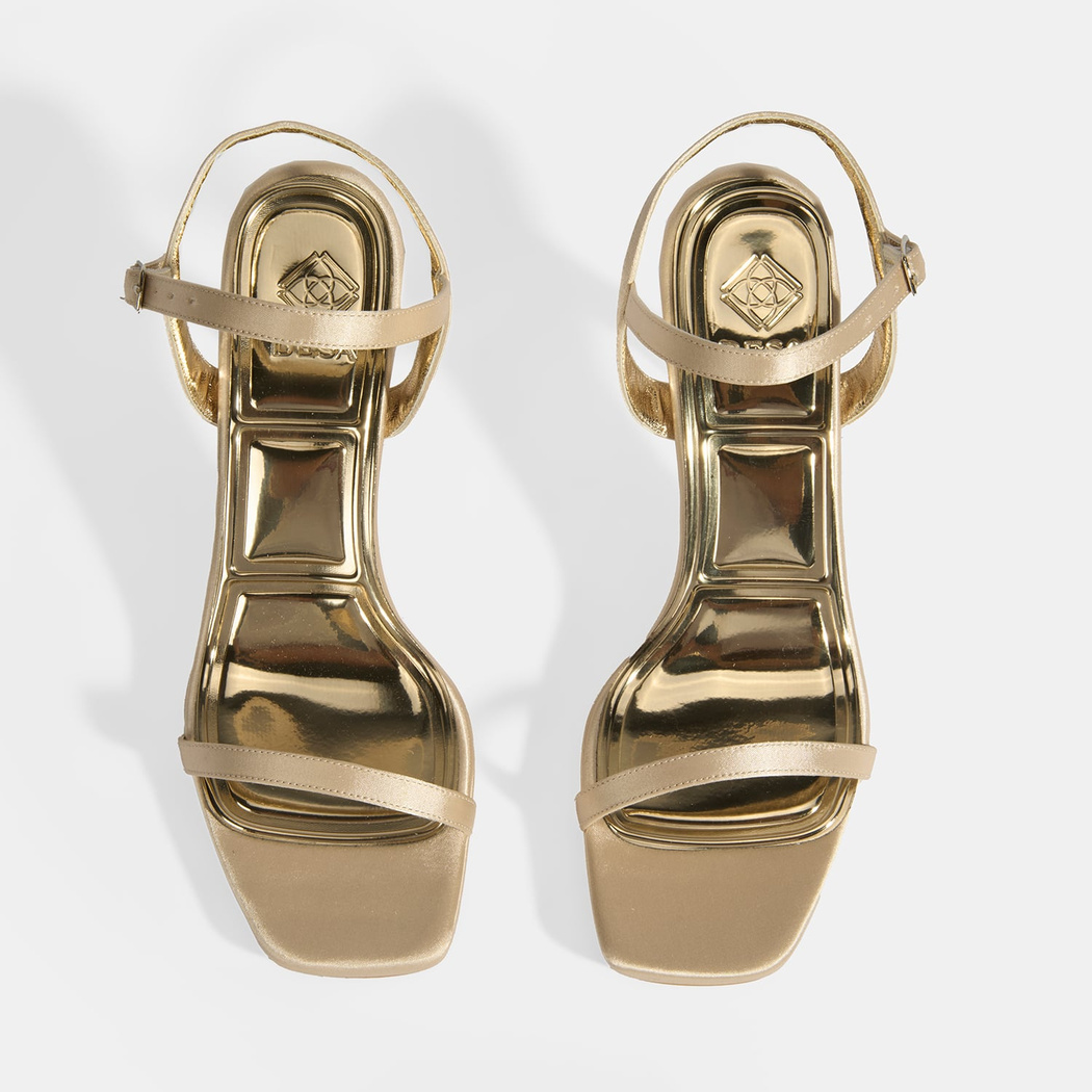 Kadın Gold Toka Detaylı Topuklu Abiye Sandalet